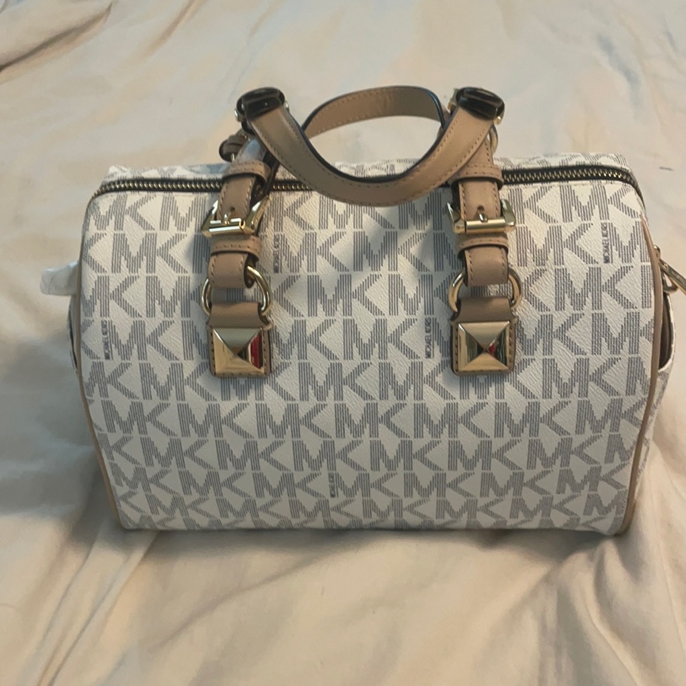 Michael Kors cream and white bag